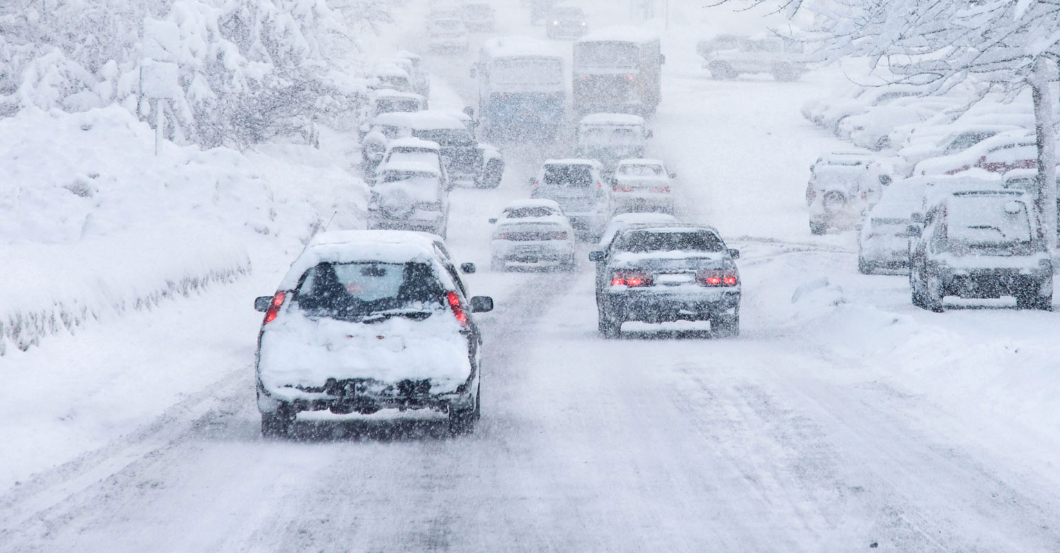 conduire voiture par mauvais temps